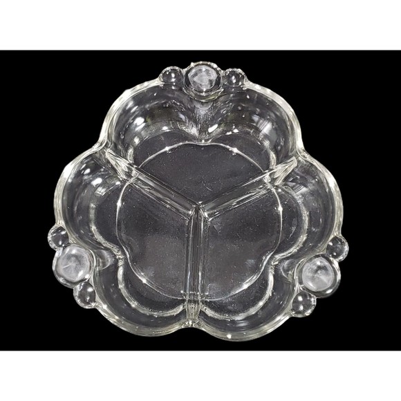 Elegant Antique Canterbury Clear Glass Divided Candy Dish by Duncan and Miller - Picture 3 of 5
